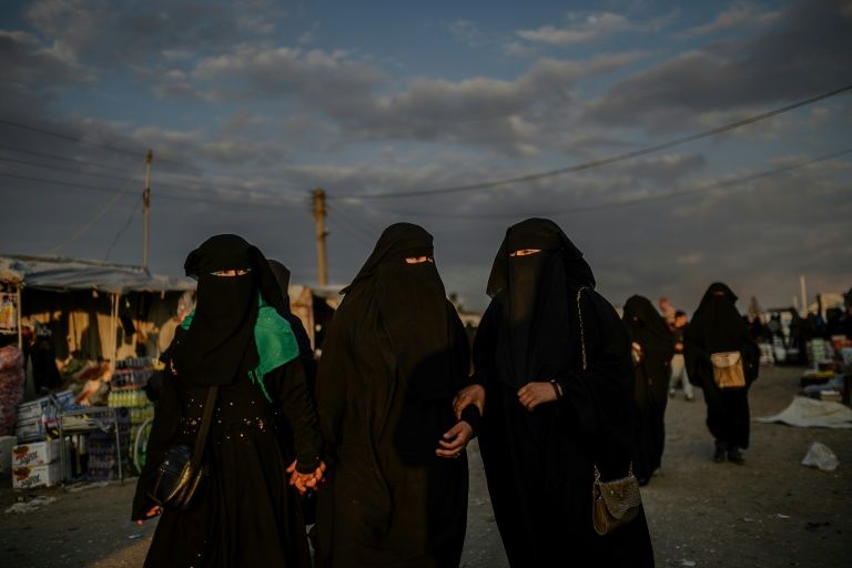 الدنمارك.. اتهامات بالإرهاب تطال 3 نساء بعد إجلائهن من سوريا