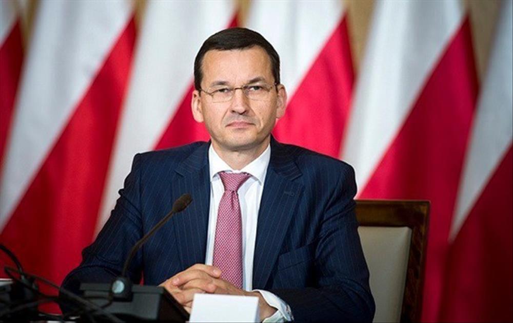 رئيس الوزراء البولندي يتعهد بحماية البلاد من "حرب عالمية ثالثة"