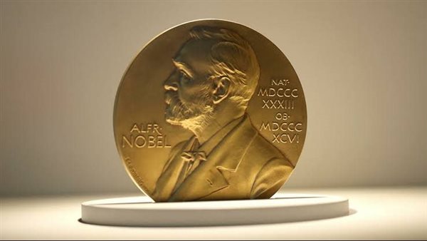 الروائي التنزاني "عبد الرزاق جرنة" يفوز بجائزة نوبل للآداب 2021
