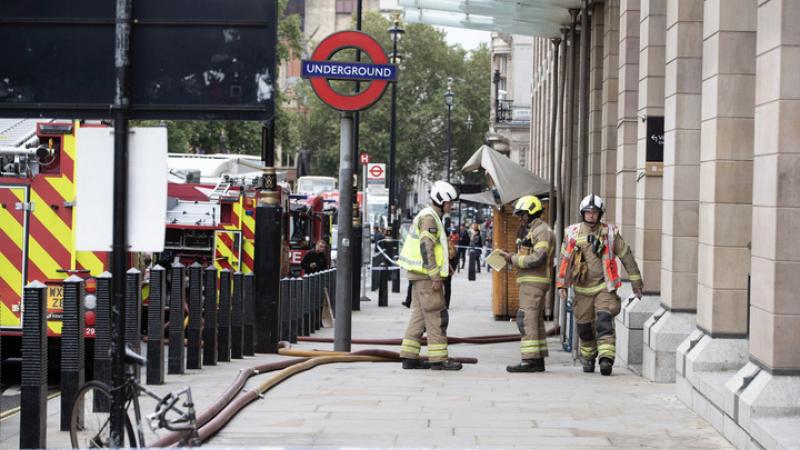 حريق في محطة مترو بالقرب من البرلمان البريطاني