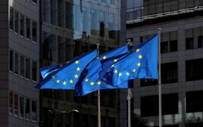 المفوضية الأوروبية تراجع القواعد المصرفية في دول الاتحاد
