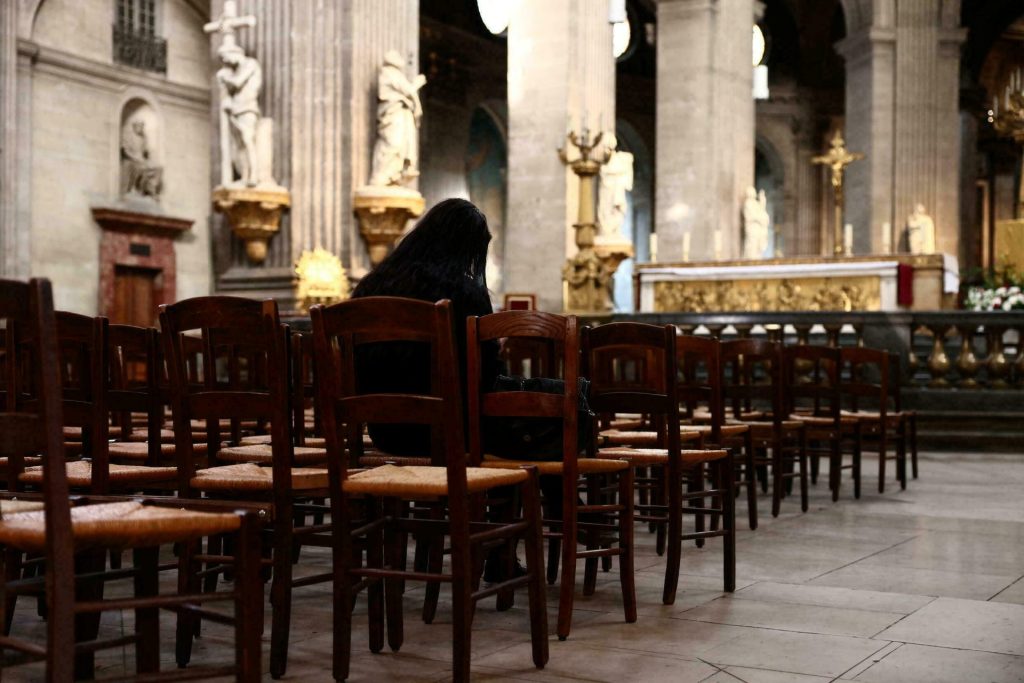 فرنسا..نسبة أعمال العنف والاعتداء الجنسي على القُصر في الكنيسة "مخيفة"