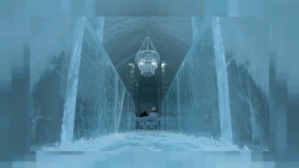 صور..أقدم فندق جليدي بالعالم يفتح أبوابه