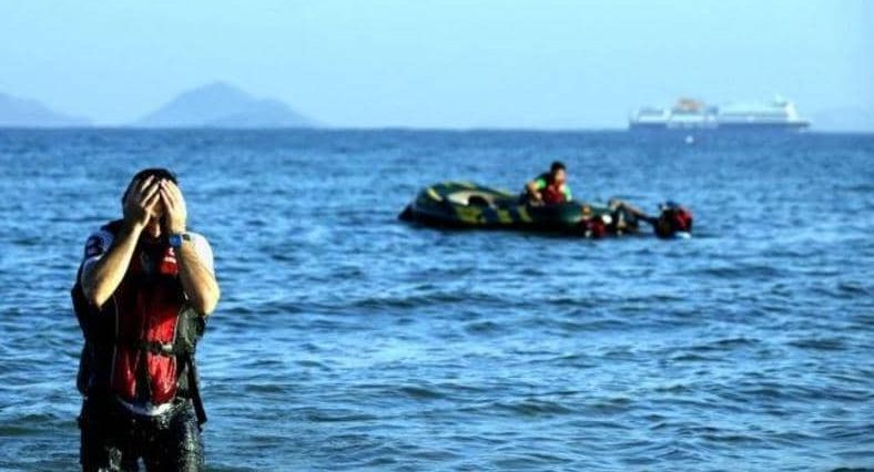 فقدان العشرات.. خفر السواحل اليوناني يعلن غرق قارب للمهاجرين