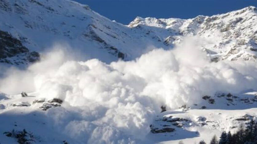 مصرع 3 متزلجين بانهيار ثلجي في النمسا