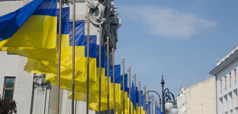 أوكرانيا تبدأ تطبيق قاعدة جديدة لاستخدام اللغة