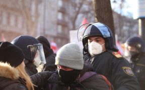 مواجهات بين متظاهرين والشرطة النمساوية احتجاجا على قيود كورونا