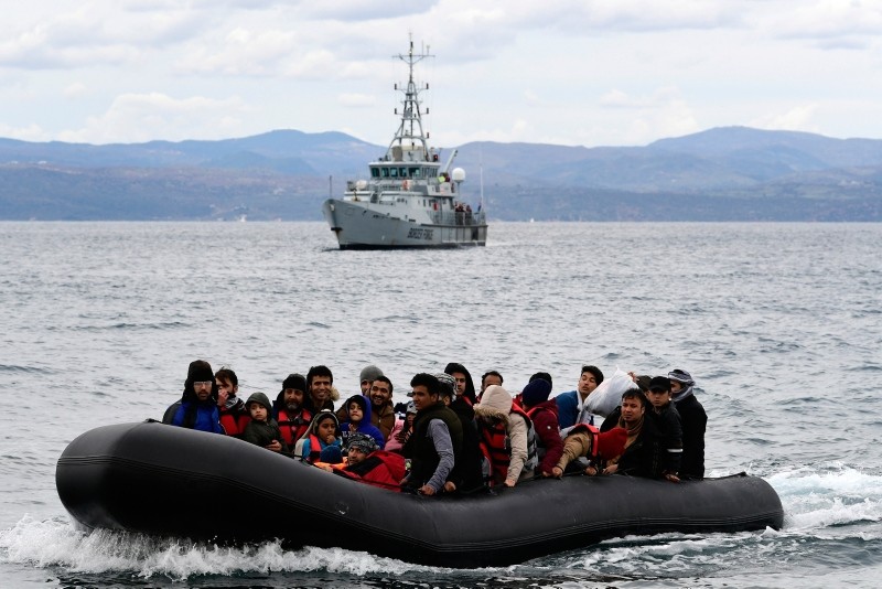 تركيا: اليونان أعادت آلاف طالبي اللجوء إلى بحر إيجه هذا العام