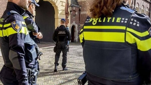 مقتل شخصين بالرصاص بأحد فروع "ماكدونالدز" في هولندا