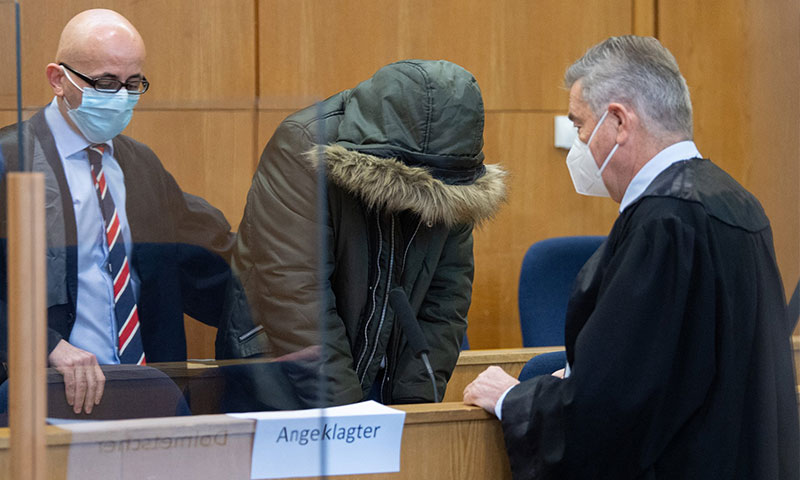 مركز حقوقي يزيل تقارير مرتبطة بمحاكمة علاء موسى في ألمانيا