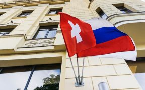 سويسرا تجمد أصولا روسية بـ8 مليارات دولار
