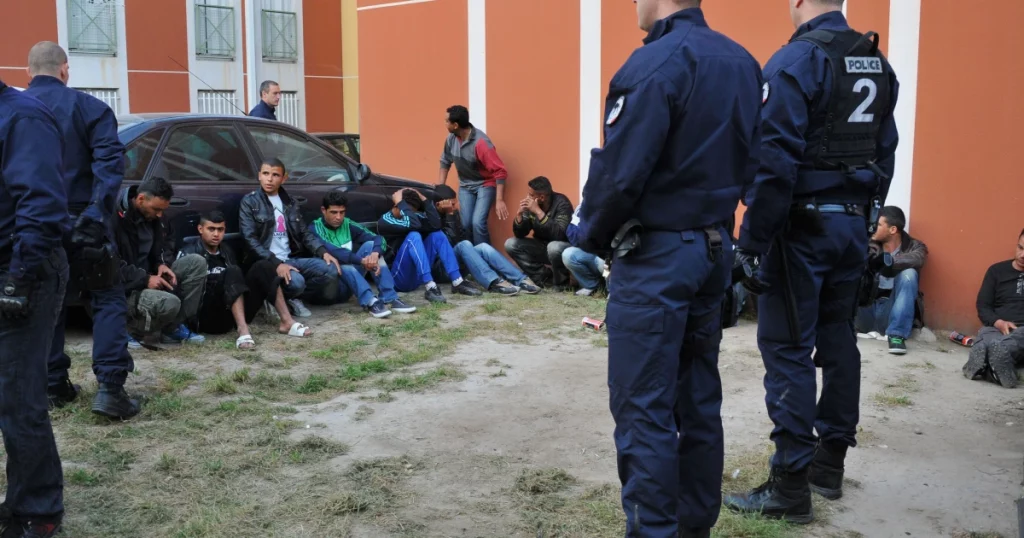 جمعيات دولية تتهم الأوروبيين بتطبيق "المعايير المزدوجة" في معاملة اللاجئين