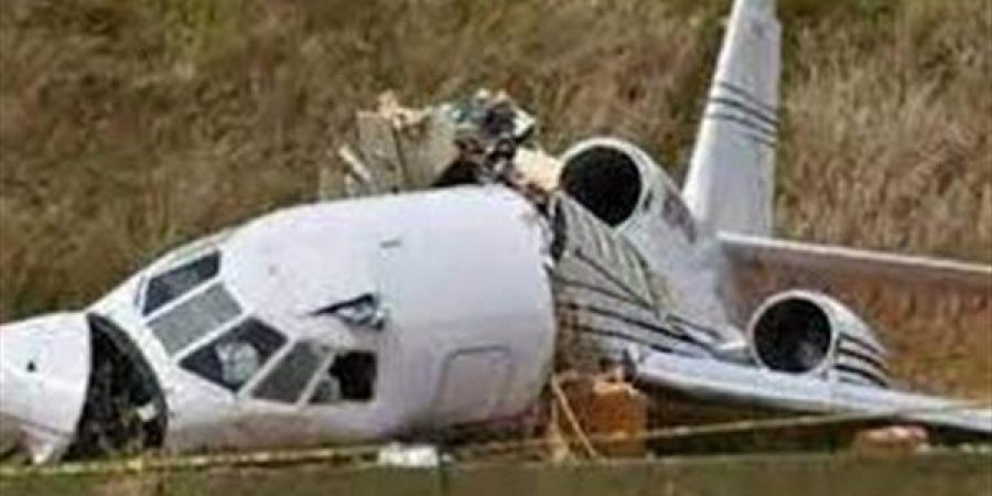 مقتل 5 أشخاص بتحطم طائرة ركاب في فرنسا