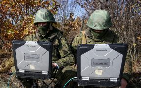 أوكرانيا تستعد لزيادة إمكاناتها الدفاعية عبر التعبئة 