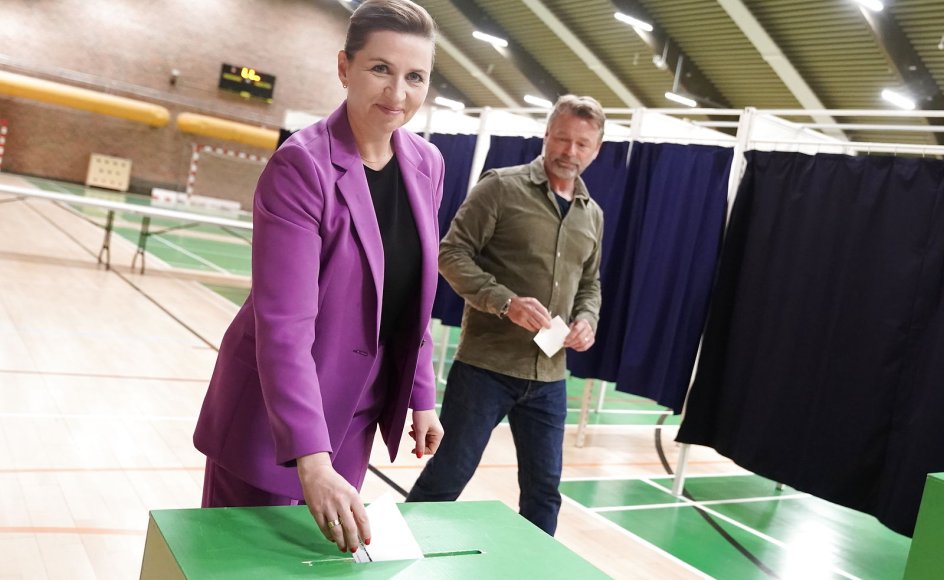 الدنماركيون يصوتون على انضمام بلادهم سياسة الاتحاد الأوروبي الدفاعية