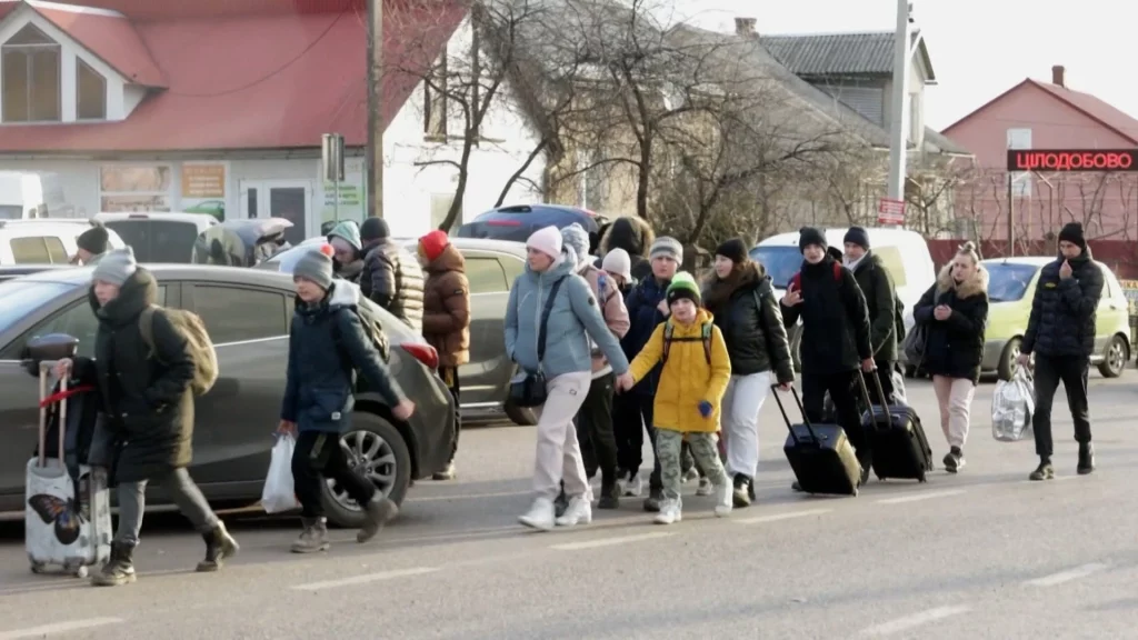 السويسريون يتعبون من اللاجئين الأوكرانيين