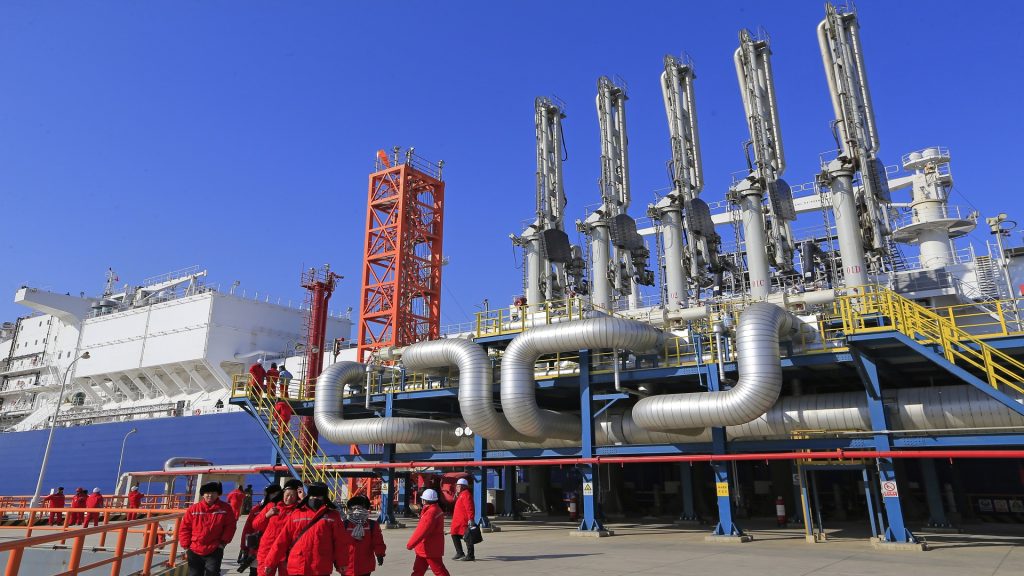 إيطاليا تطالب بوضع سقف لسعر الغاز الطبيعي
