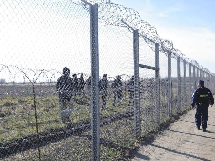 سلوفينيا تزيل السياج الحدودي مع كرواتيا بعد فشله في منع الهجرة