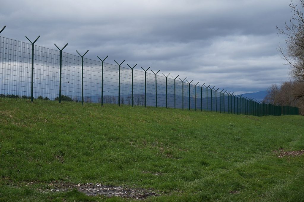 سلوفينيا تزيل السياج الحدودي مع كرواتيا