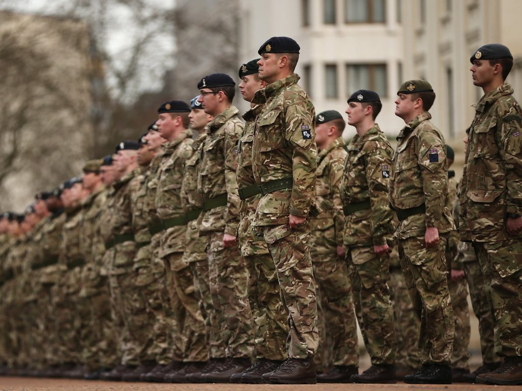 فضيحة "جنس جماعي" تهز الجيش البريطاني