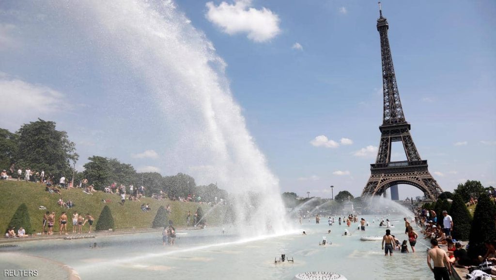 السلطات الفرنسية تحذر من ارتفاع درجة الحرارة