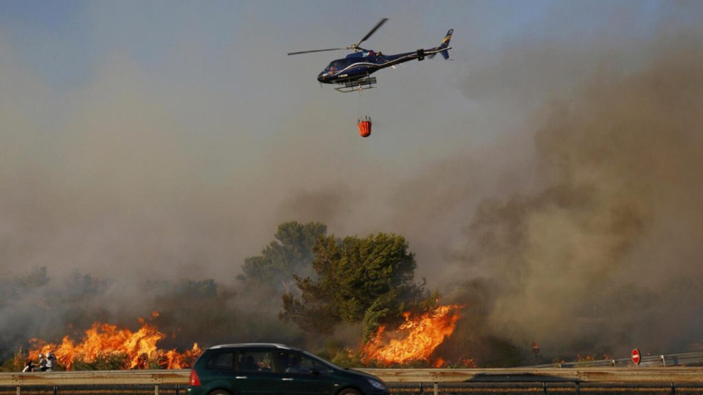 الحرائق تلتهم نحو 4000 هكتار من الغابات في فرنسا