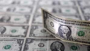 الدولار يواصل ارتفاعه قبل اجتماع الفيدرالي الأمريكي