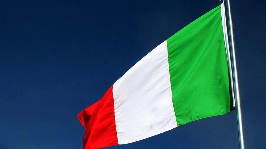 القضاء الإيطالي يفتح قضية رئيس بلدية متهم بالتحريض على الهجرة