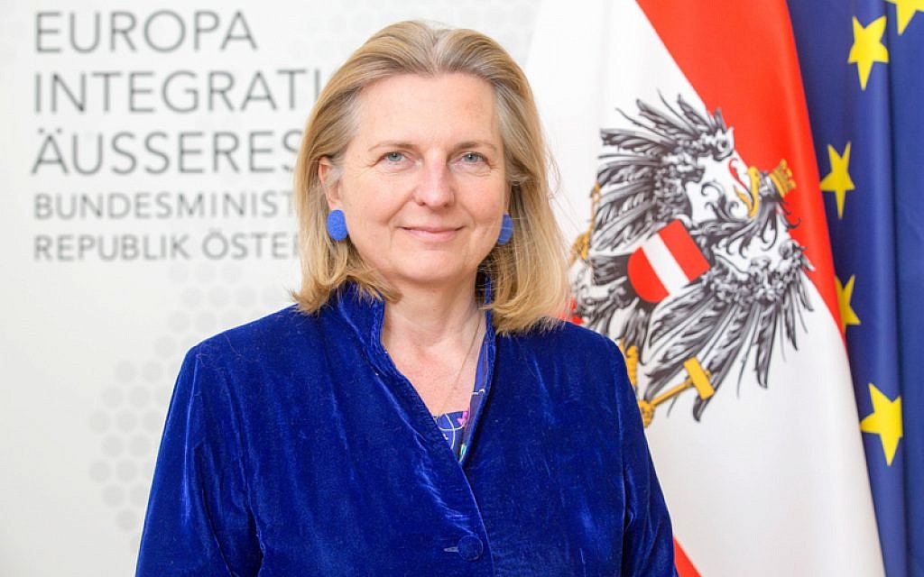 وزيرة الخارجية النمساوية تغادر بلادها بسبب تعرضها للتهديد