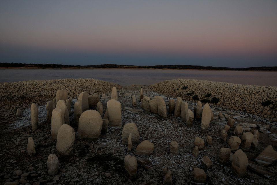 الجفاف يتسبب في ظهور أحجار تعود لما قبل التاريخ في اسبانيا
