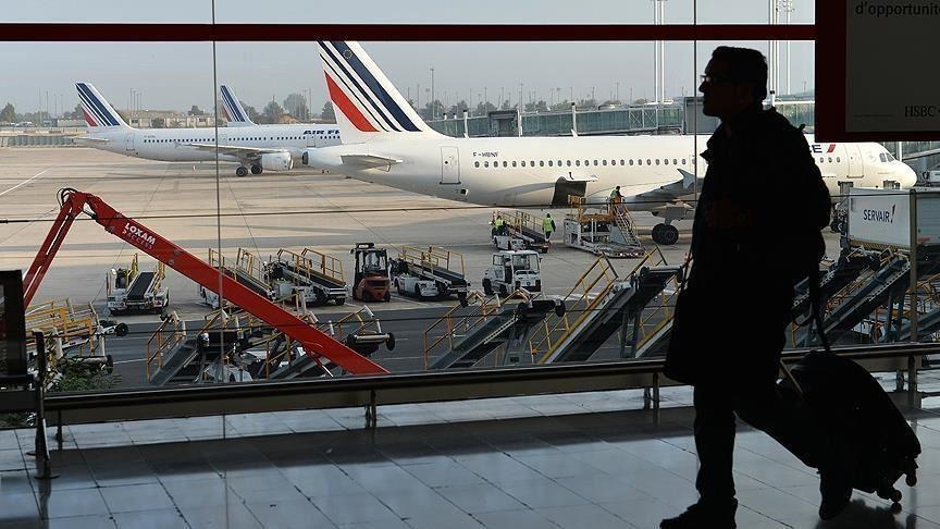 إضراب ضباط المراقبة الجوية يلغي عدد من رحلات الطيران في فرنسا