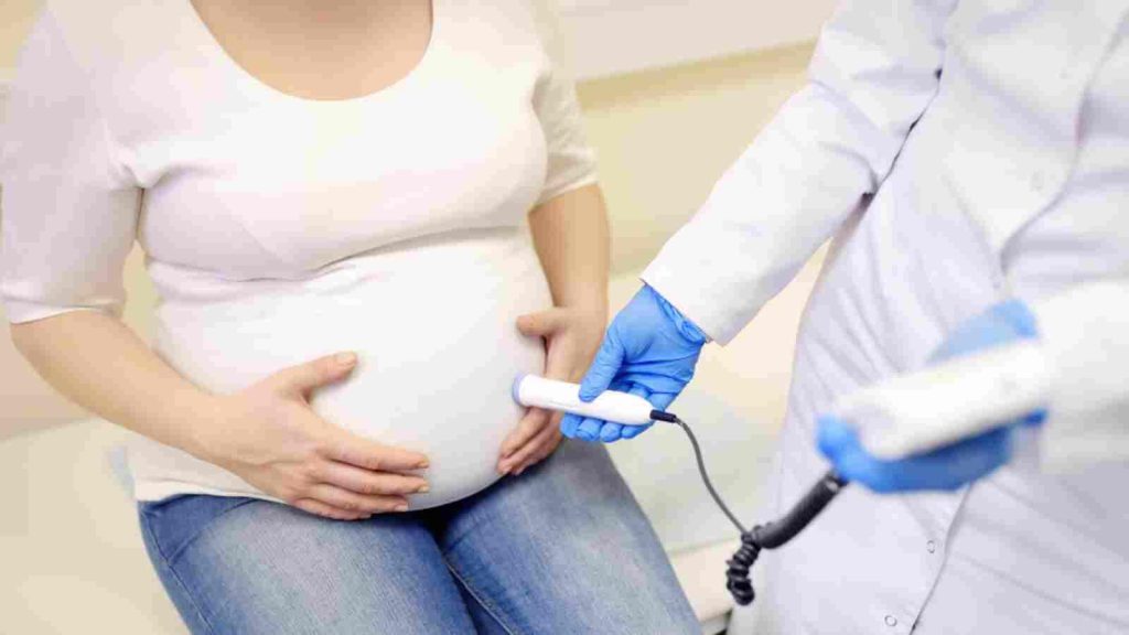 جدل في المجر بعد قرار الحكومة إجبار الراغبات في الإجهاض على سماع نبض الجنين