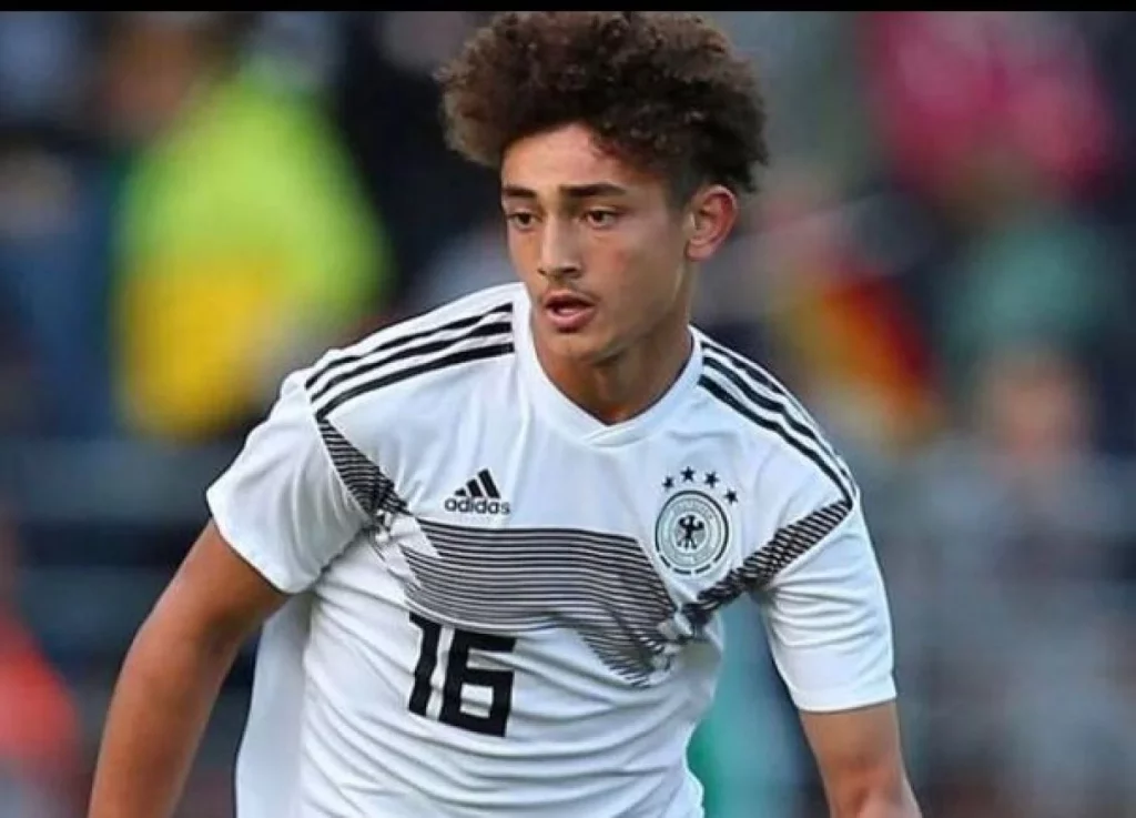 رسمياً.. قائد منتخب ألمانيا للشباب يقرر تمثيل مصر