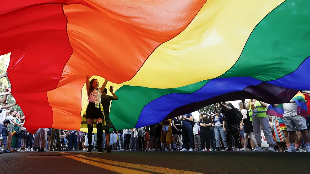 صربيا تكشف سبب إلغاء مسيرة المثليين في بلغراد
