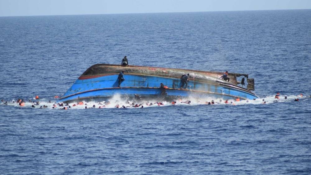 ضحايا قارب المهاجرين قبالة السواحل السورية يصل إلى 53 قتيلاً