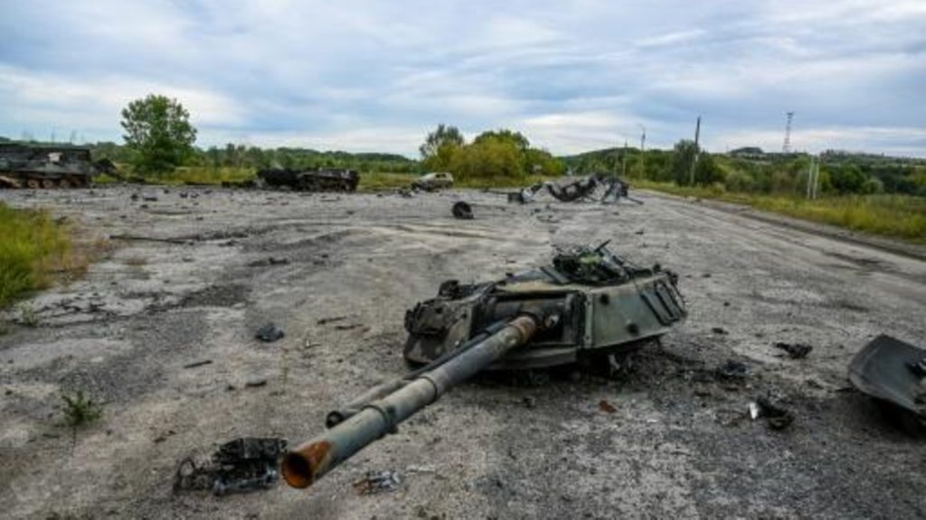 تقدم ميداني كبير للقوات الأوكرانية وانسحاب روسي من مساحات واسعة