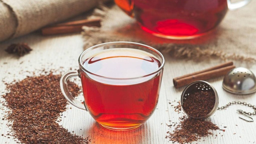 دراسة: تناول الشاي الأسود يوميا يقلل خطر الوفاة بأمراض القلب