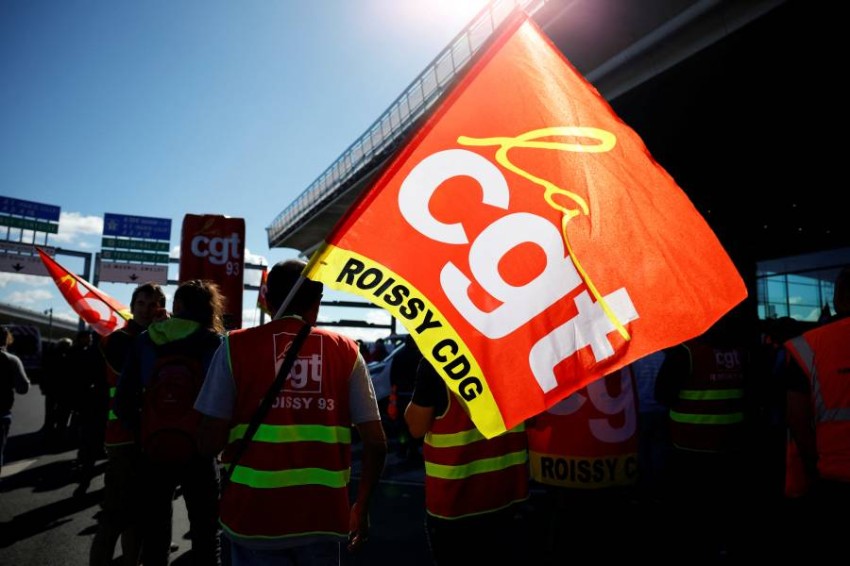 النقابات العمالية الفرنسية تعلن عن اضراب للمطالبة بزيادة الأجور