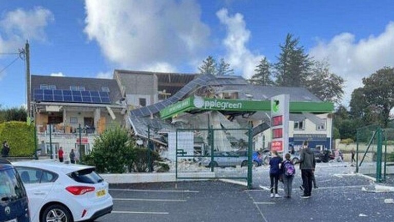 مقتل 7 أشخاص في انفجار بمحطة للوق شمال غرب أيرلندا